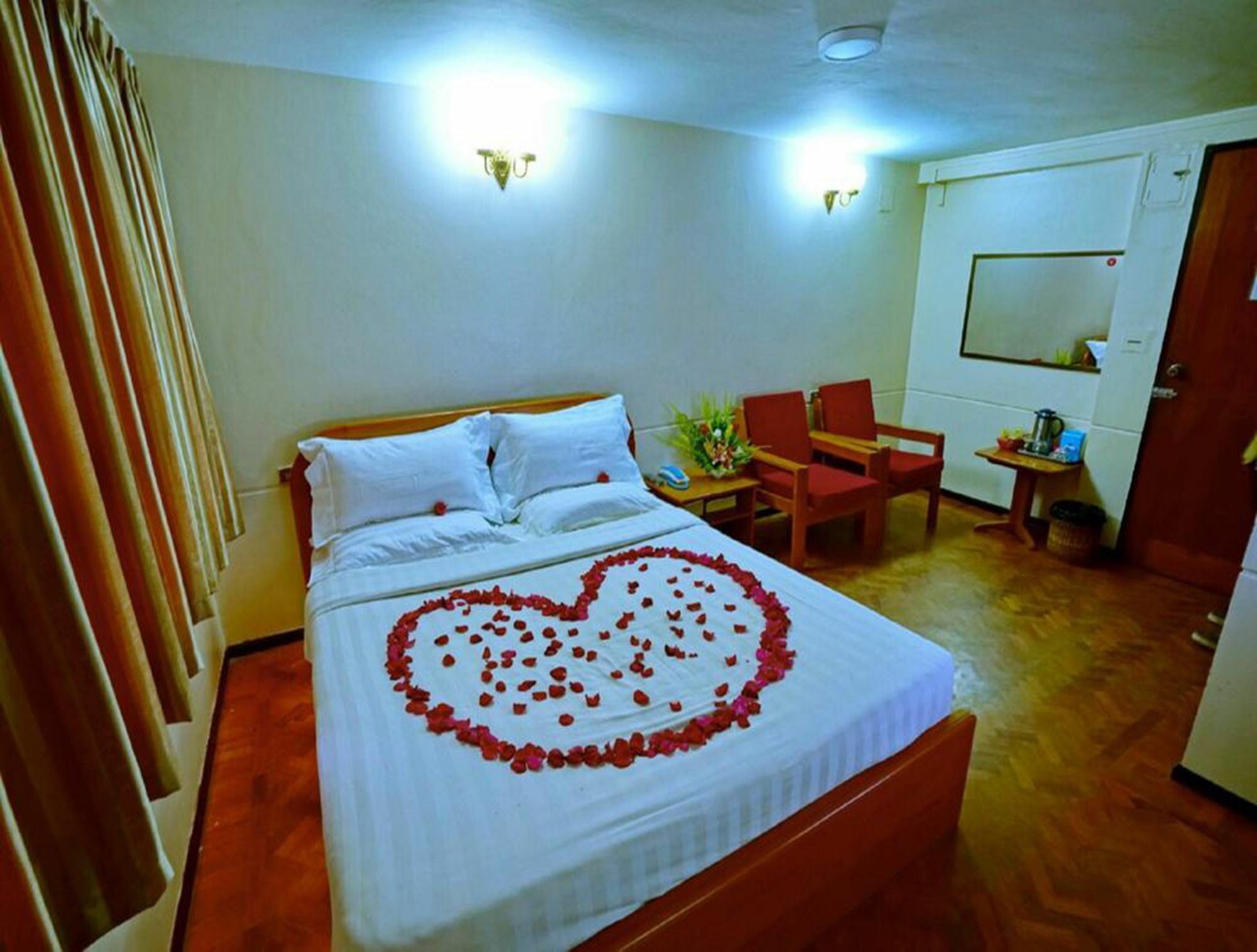 Taim Phyu Hotel Mandalay Exterior foto